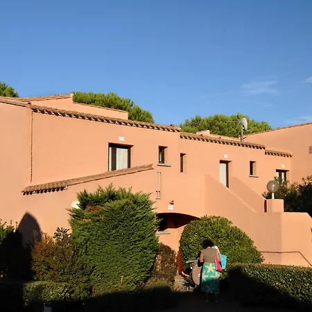 Odalys Saint Loup 假日公园