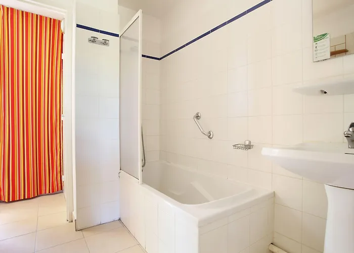 Üdülőpark Odalys Saint Loup 3*